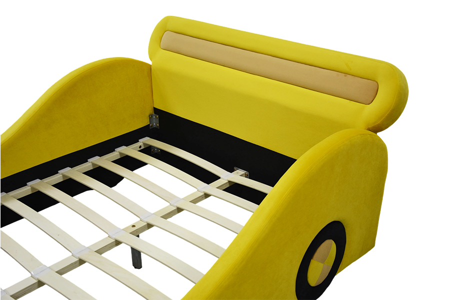 1421 Auffällige Kinderautobetten in Gelb