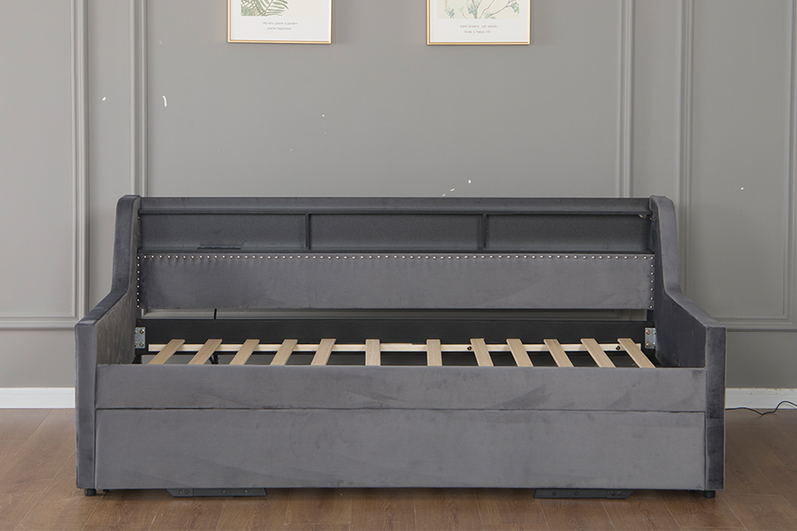 4857-1U Ausziehbares Sofabett mit weichem Samtbezug