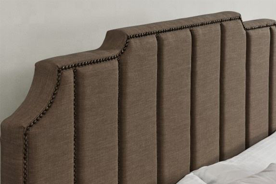 1205 gepolstertes Bett mit Doppelbett und Stoffbezug aus Samt