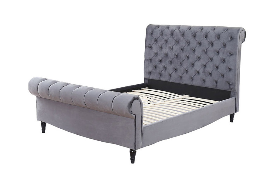 1393 Luxus-Schlittenbett mit hohem Kopfteil, gepolstertes Bett