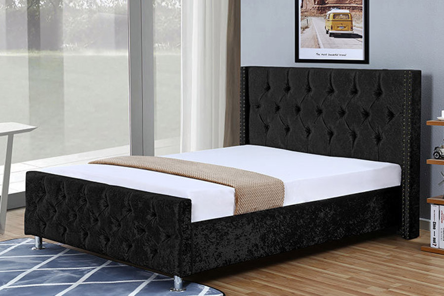 1357 Polsterbett mit Holzrahmen und Ledermaterial