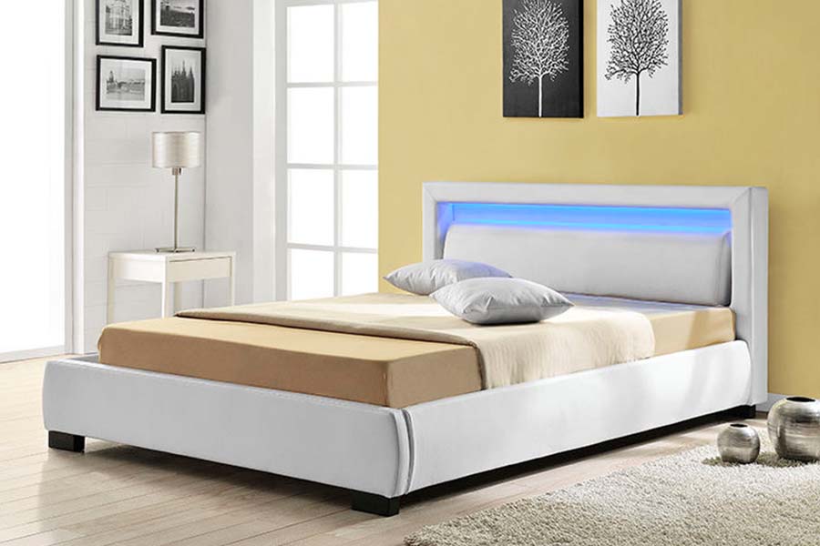 1857 Moderner zeitgenössischer LED-gepolsterter Bettrahmen aus Kunstleder