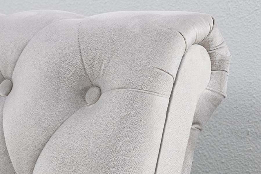 1563 Klassisches, silberfarbenes Schlittenbett, gepolstertes Bett