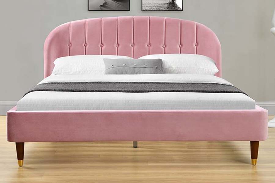 1598 Polsterbett aus rosa Samtstoff mit Holzpaneel