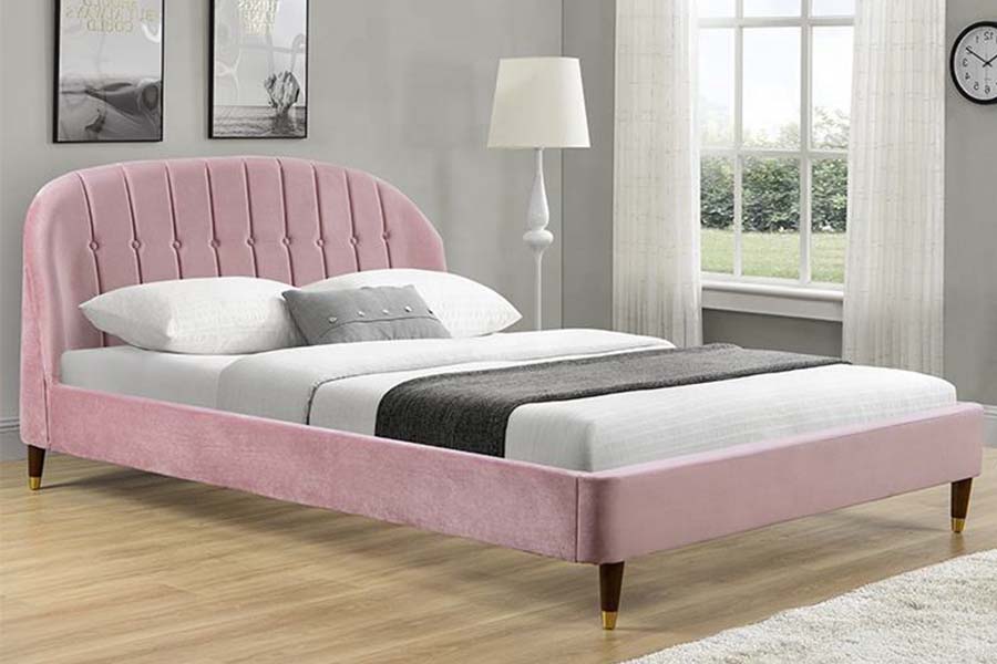 1598 Polsterbett aus rosa Samtstoff mit Holzpaneel