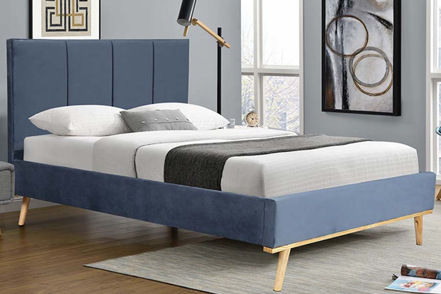 1495 Stoff-Doppelbett, robustes Bettgestell, gepolstertes Bett