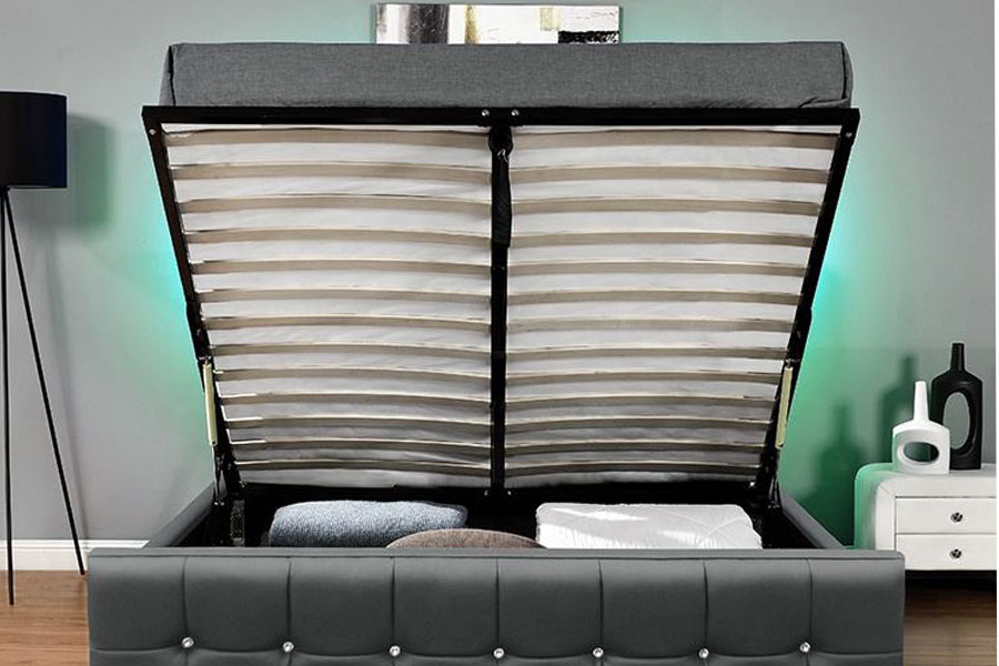 1149-1G Modernes Bett aus Chenille-Samt mit LED-Gaslift und Stauraum