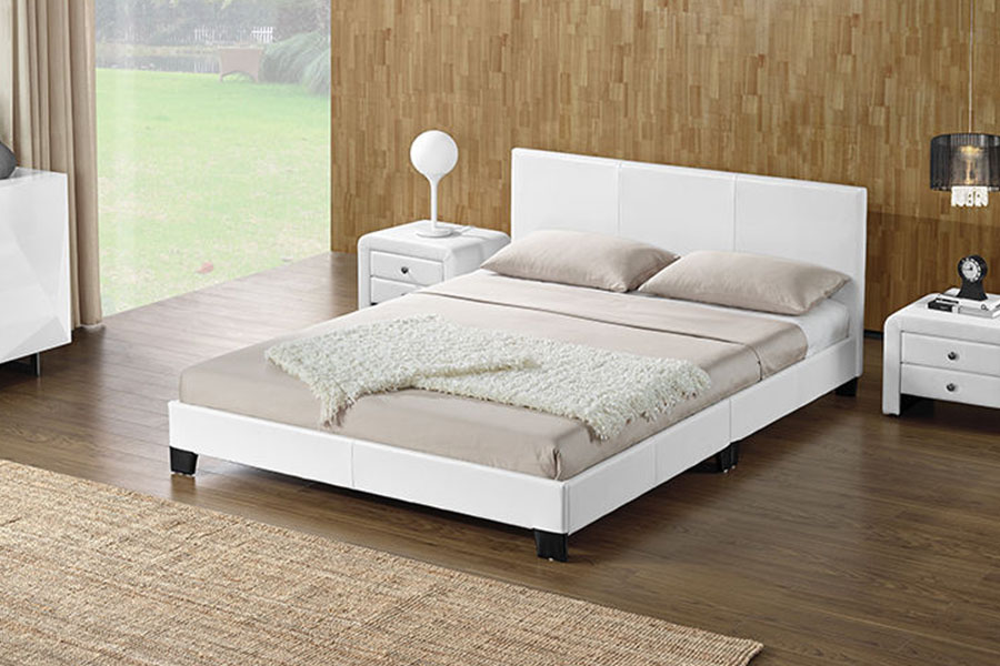 1142-2 Queensize-Bettgestell aus Holz im amerikanischen Stil mit Leinenstoff