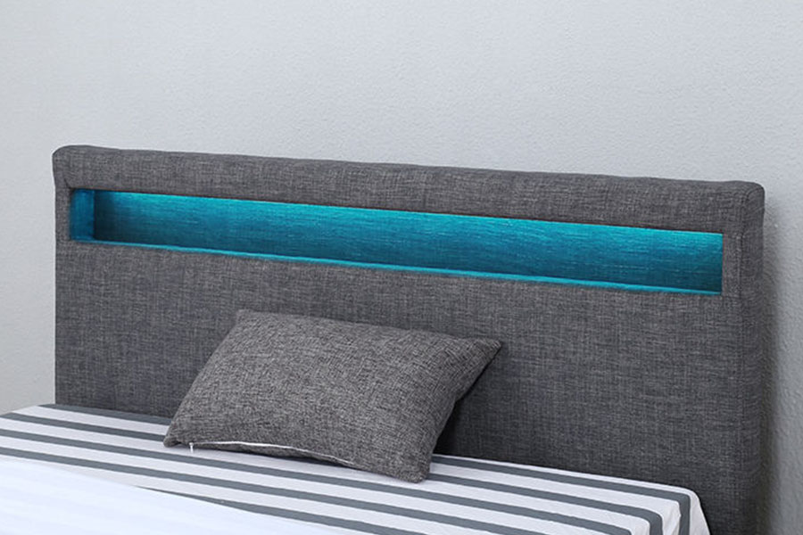 1334-1-2 Eleganter LED-Doppelpolsterbettrahmen aus Leinenstoff